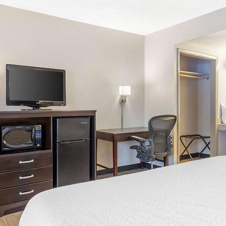 Days Inn By Wyndham Wrightstown Mcguire Afb Bordentown Bagian luar foto