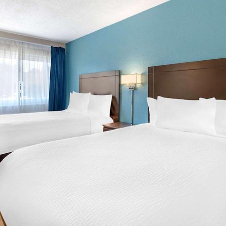 Days Inn By Wyndham Wrightstown Mcguire Afb Bordentown Bagian luar foto