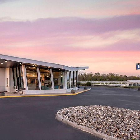 Days Inn By Wyndham Wrightstown Mcguire Afb Bordentown Bagian luar foto