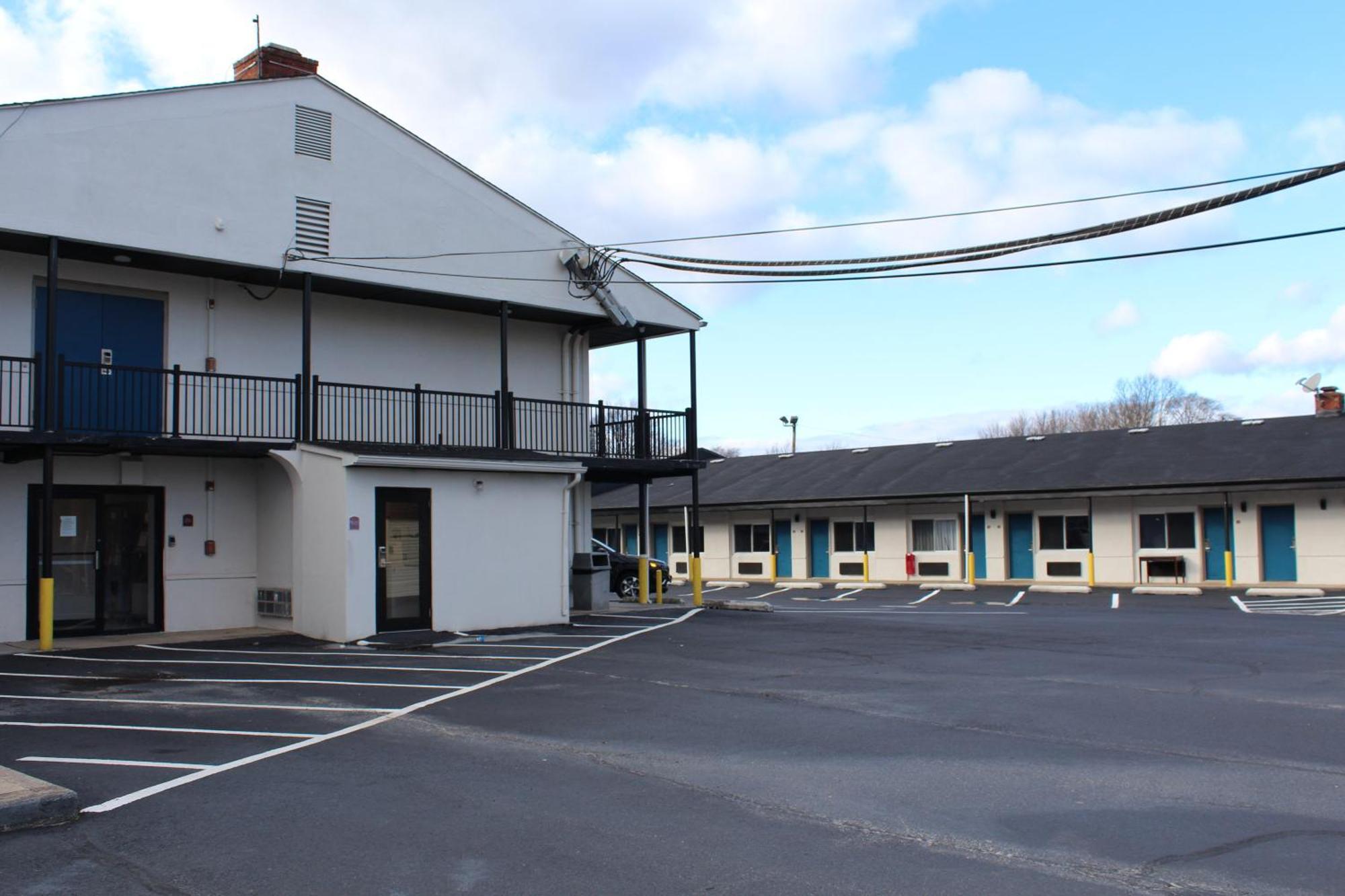 Days Inn By Wyndham Wrightstown Mcguire Afb Bordentown Bagian luar foto