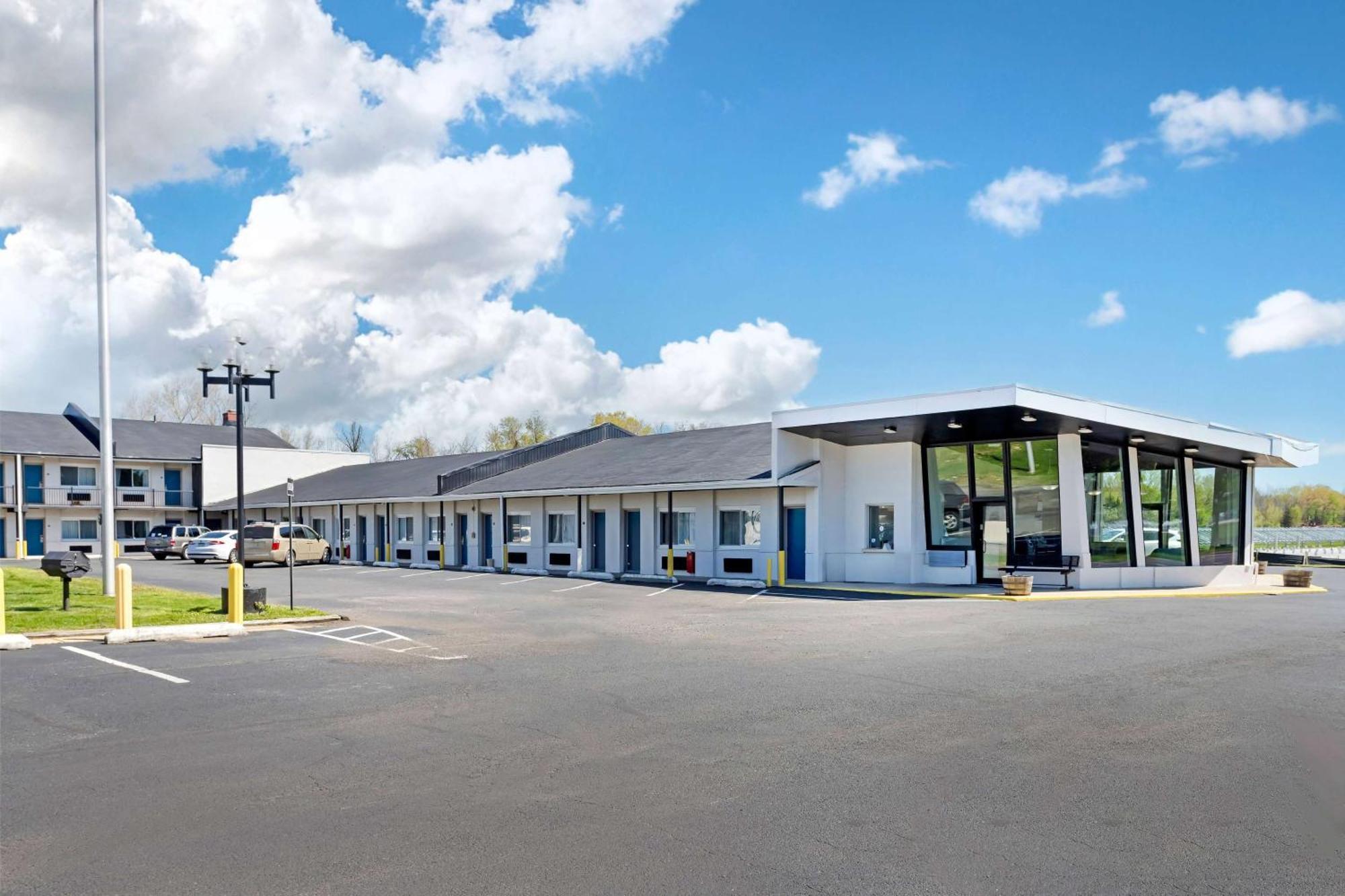 Days Inn By Wyndham Wrightstown Mcguire Afb Bordentown Bagian luar foto